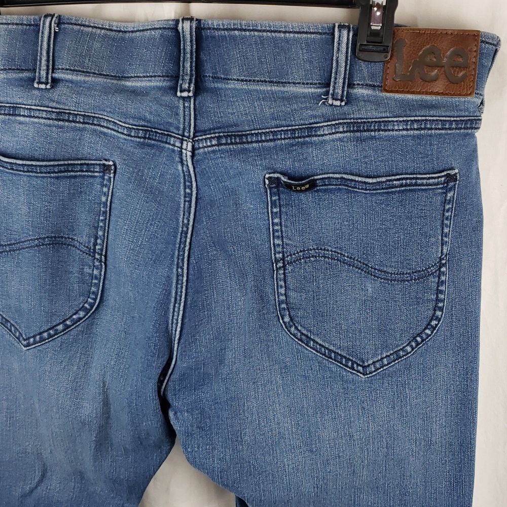 Lee Men's 40X30 Slim Fit Straight Leg Blue Jeans - Picture 11 of 13